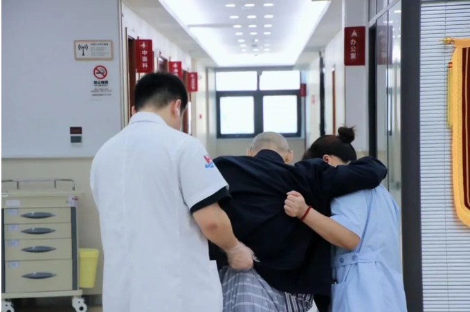 减重步态训练器 | 恢复步行，拥抱健康
