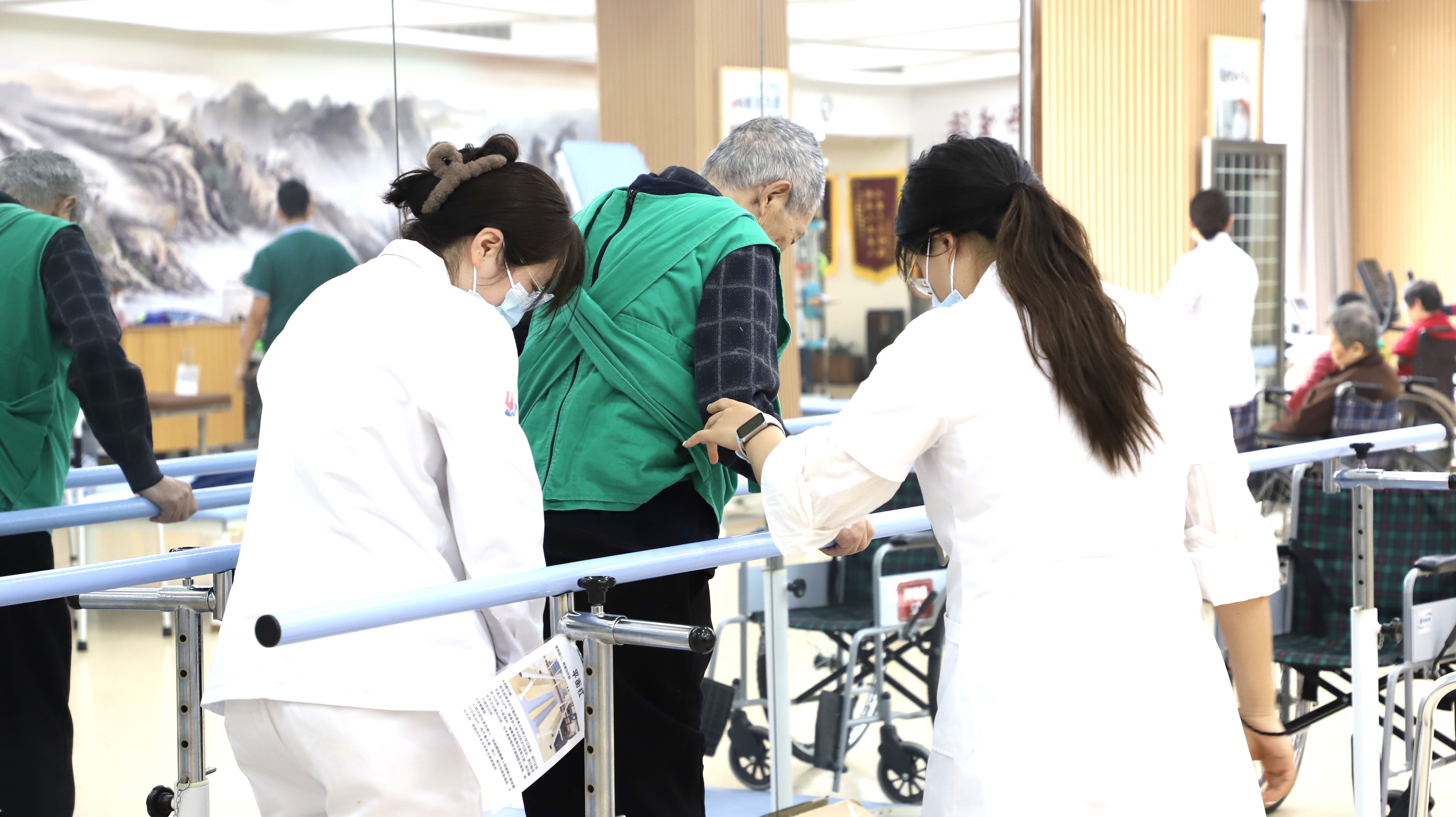 杭州东方华康康复医院以专业康复之力，助力骨折患者重启正常生活